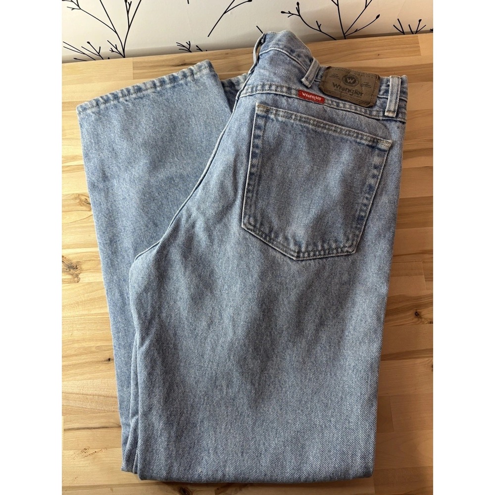 Wrangler Men's 34x30 Light Blue Denim Straight Jeans Mid Rise Regular Fit